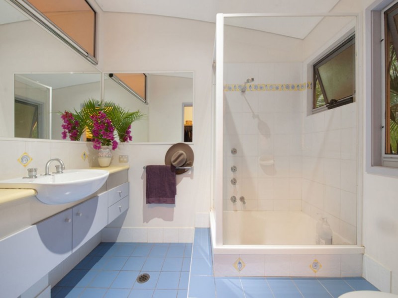 20 Glenfern Road, West Woombye QLD 4559
