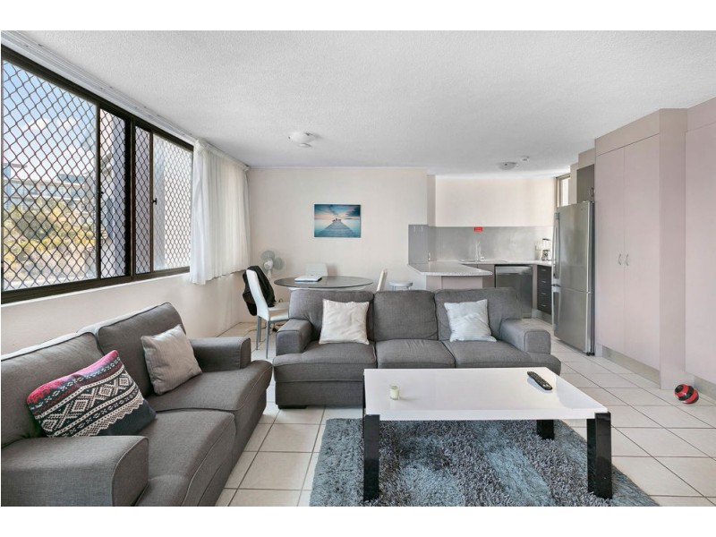 16/2 Maroubra Street, Maroochydore QLD 4558