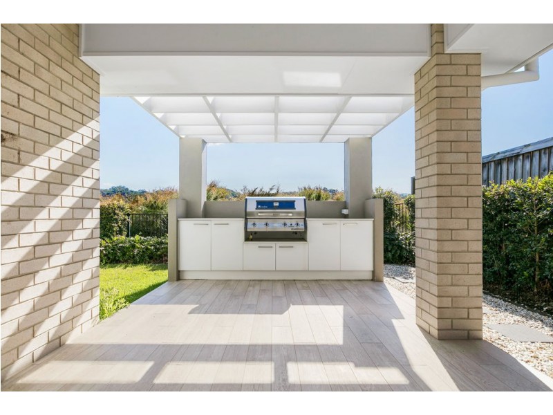 6 Agnes Place, Bli Bli QLD 4560