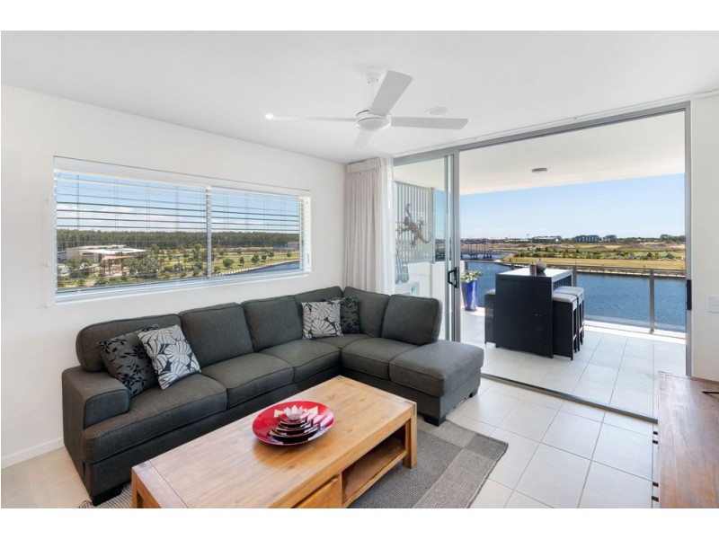 21/15 Shine Court, Birtinya QLD 4575