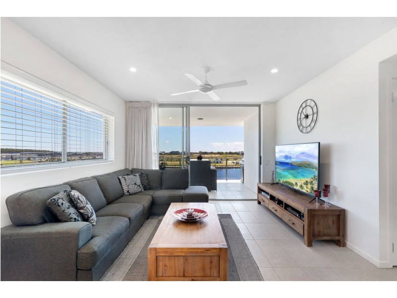 21/15 Shine Court, Birtinya QLD 4575