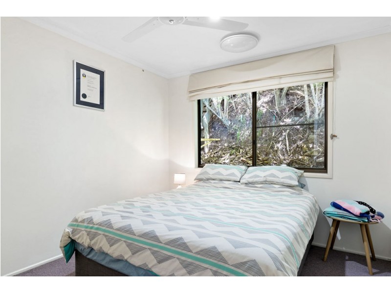 35 Yakola Parade, Alexandra Headland QLD 4572
