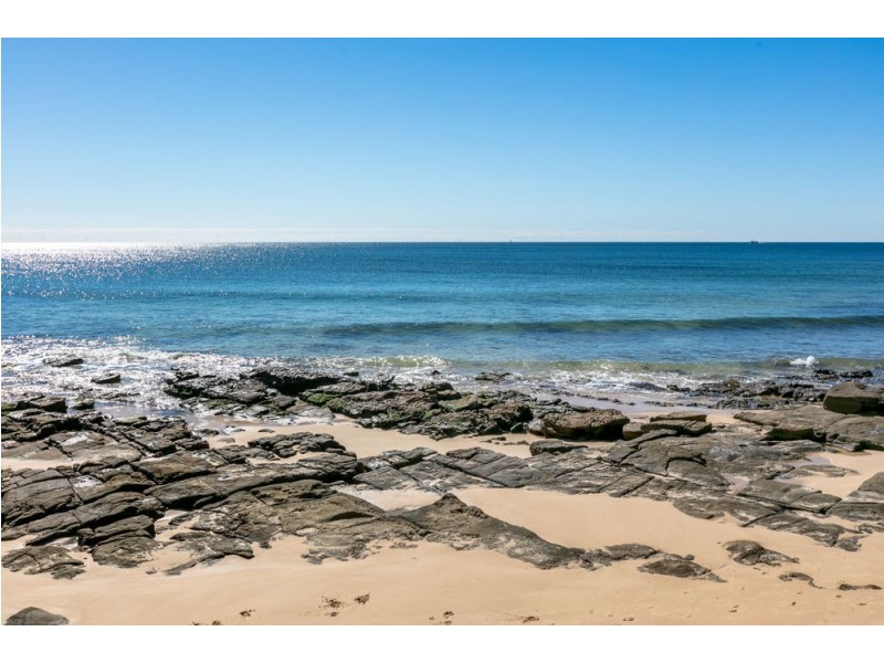 35 Yakola Parade, Alexandra Headland QLD 4572