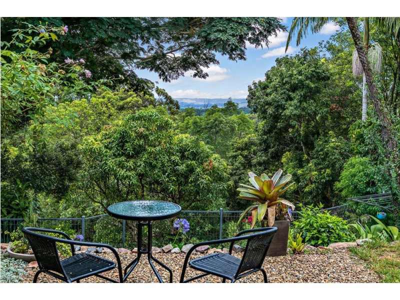 18 Cobbs Road, Woombye QLD 4559