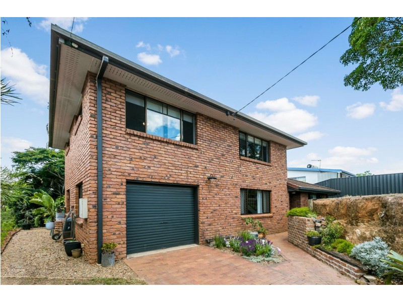 18 Cobbs Road, Woombye QLD 4559