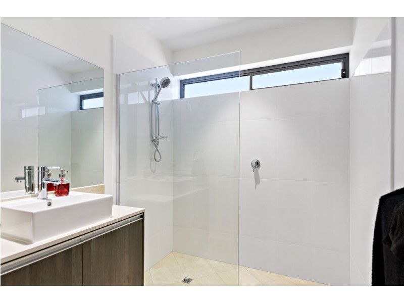 317/1 Fiji Court, Parrearra QLD 4575