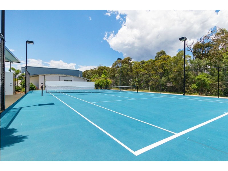 317/1 Fiji Court, Parrearra QLD 4575