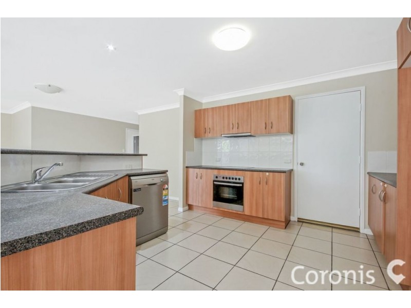 18 Maui Court, Kawana Island QLD 4575
