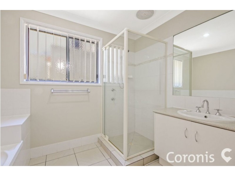 18 Maui Court, Kawana Island QLD 4575