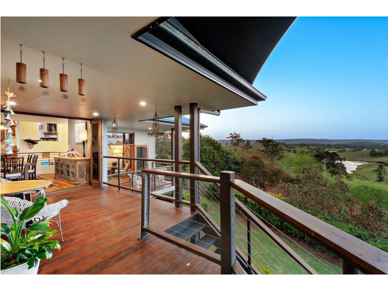 160 Thompson Road, Dulong QLD 4560