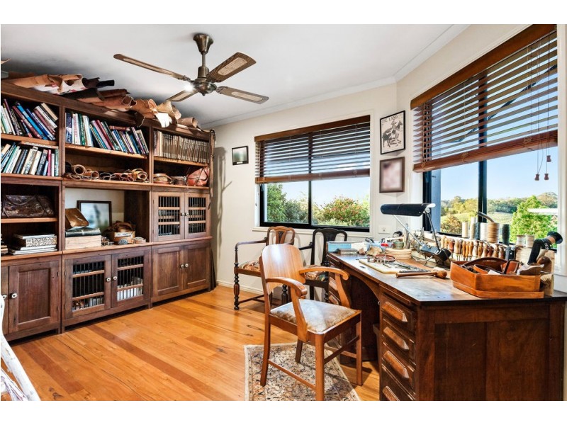 160 Thompson Road, Dulong QLD 4560