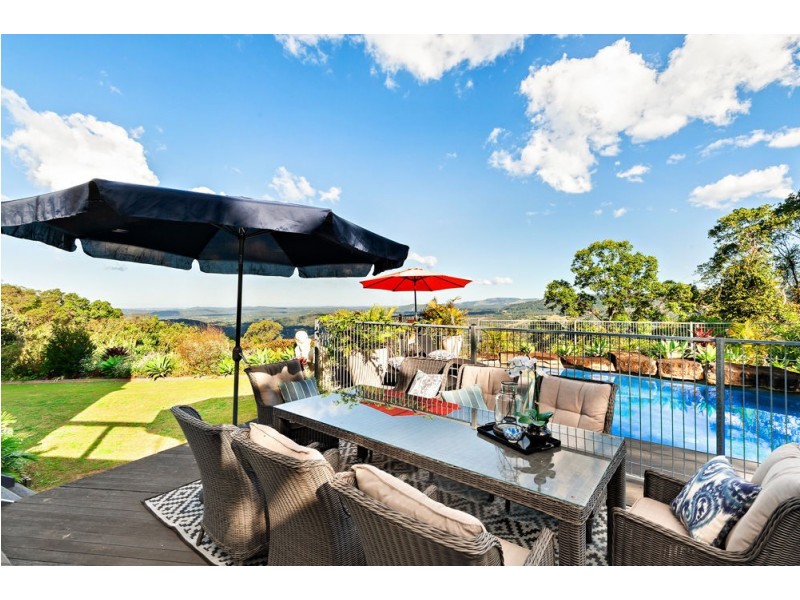 182 Thompson Road, Dulong QLD 4560
