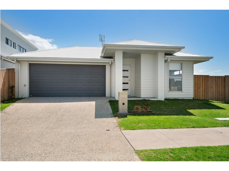 19 Zephyr Street, Palmview QLD 4553