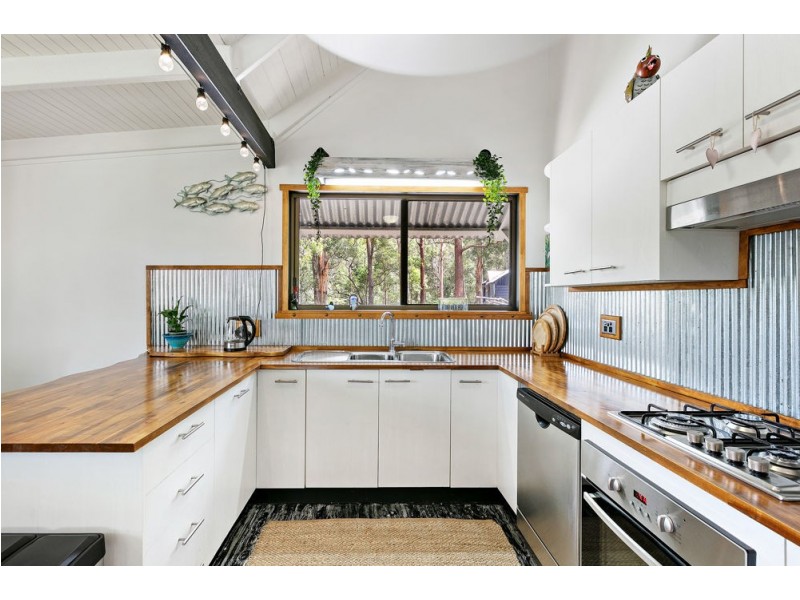 20 Ford Road, Mooloolah Valley QLD 4553