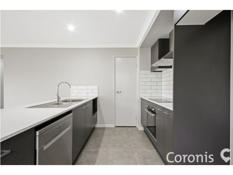 10 Sunray Avenue, Palmview QLD 4553