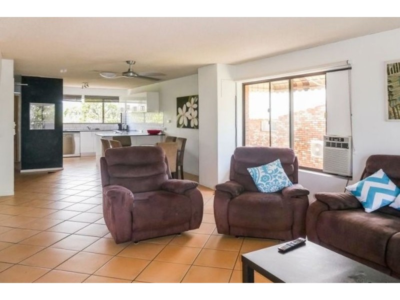 3/57 Yakola Parade, Alexandra Headland QLD 4572