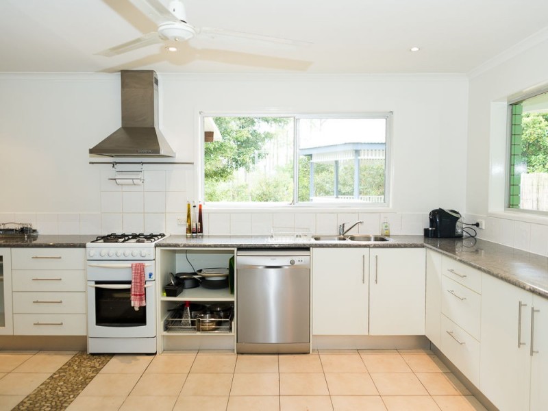 21 New Street, Woombye QLD 4559