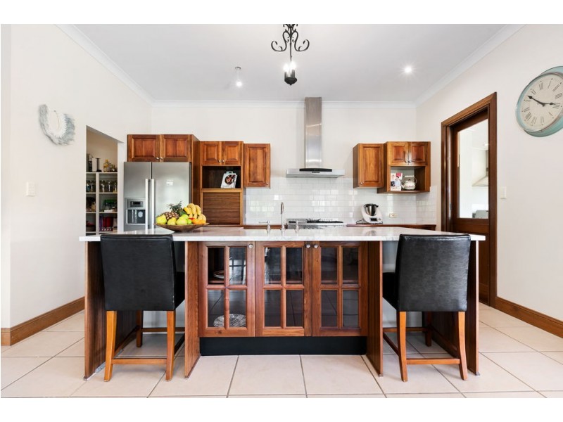 406 Blackall Range Road, West Woombye QLD 4559