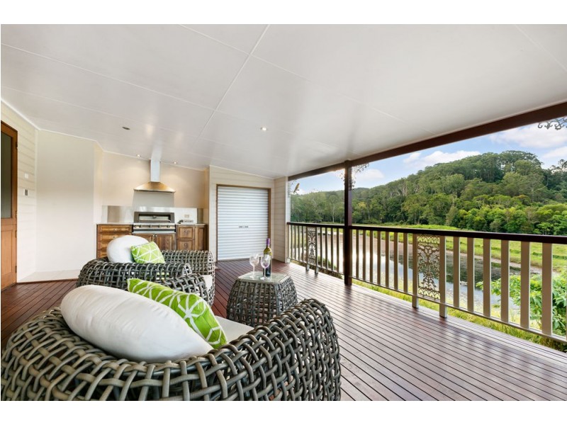 406 Blackall Range Road, West Woombye QLD 4559