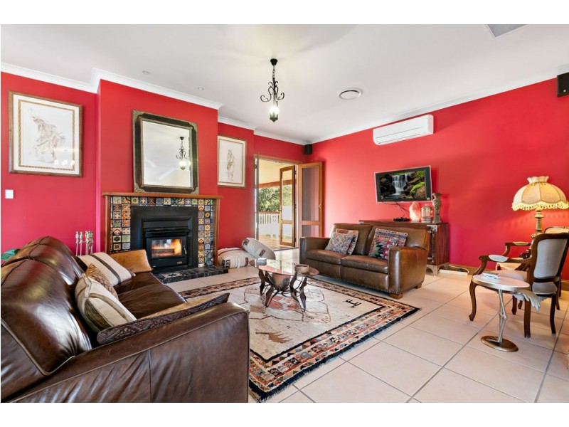 406 Blackall Range Road, West Woombye QLD 4559