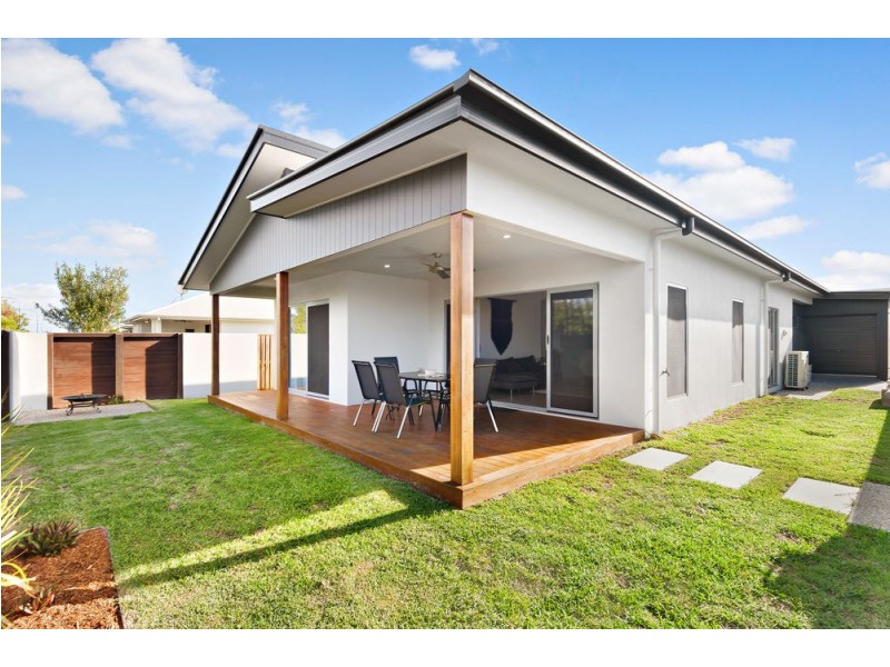 2 Balance Place, Birtinya QLD 4575