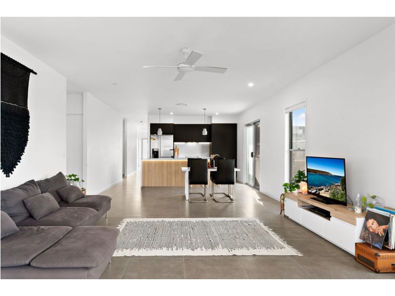 2 Balance Place, Birtinya QLD 4575