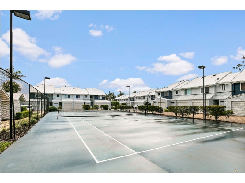 1/52 Naroon Crescent, Wurtulla QLD 4575