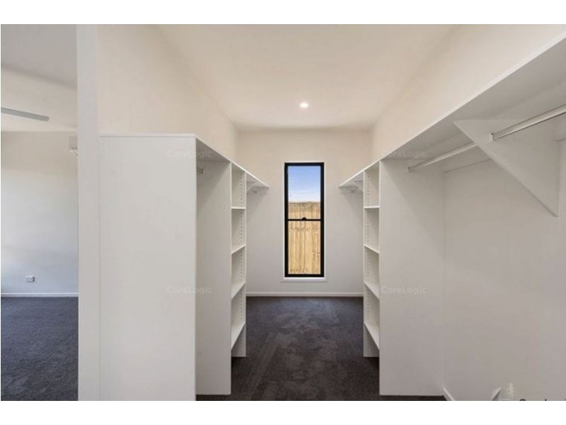 10 Lightning Street, Palmview QLD 4553