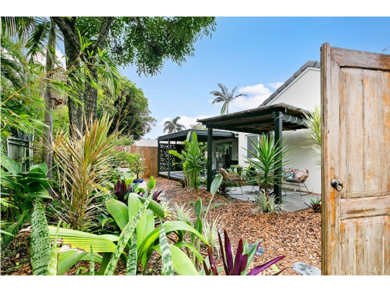 2/22 Tanah Street East, Mount Coolum QLD 4573