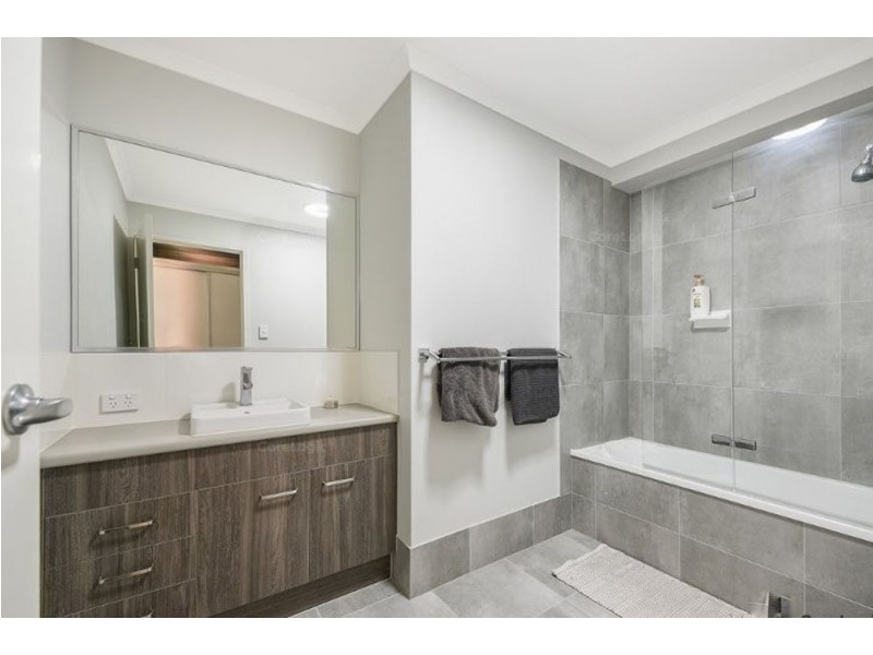 28/81 Duporth Avenue, Maroochydore QLD 4558