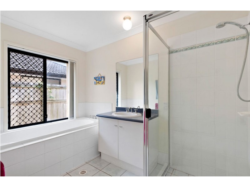 84 Windermere Way, Sippy Downs QLD 4556