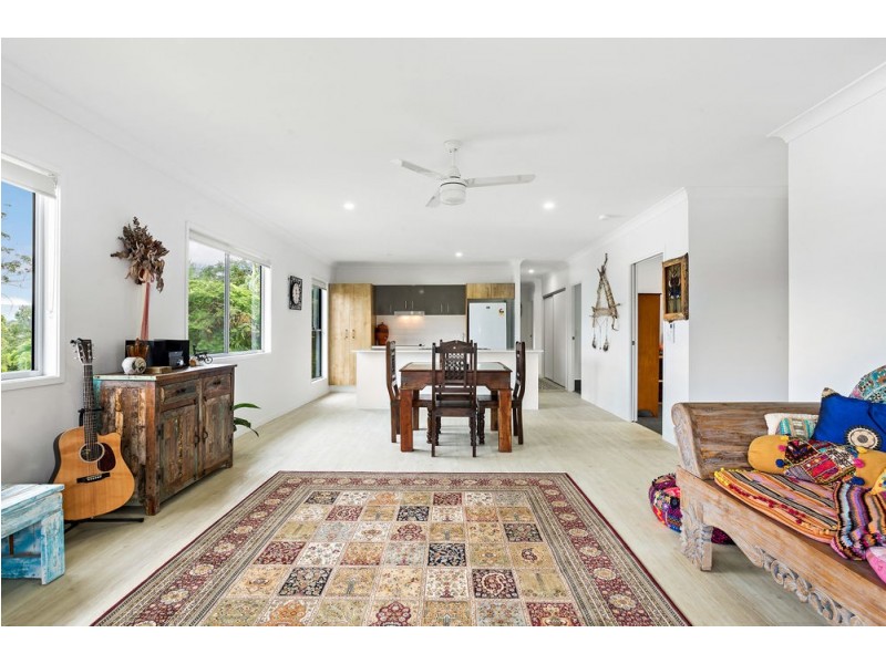 20 Upper Wakefield Street, Woombye QLD 4559