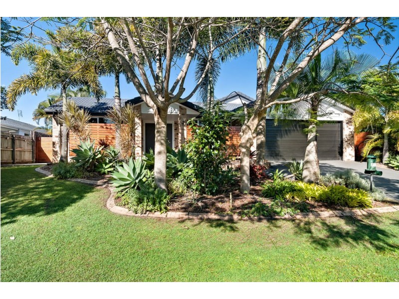 11 Sweetbrush Place, Mountain Creek QLD 4557