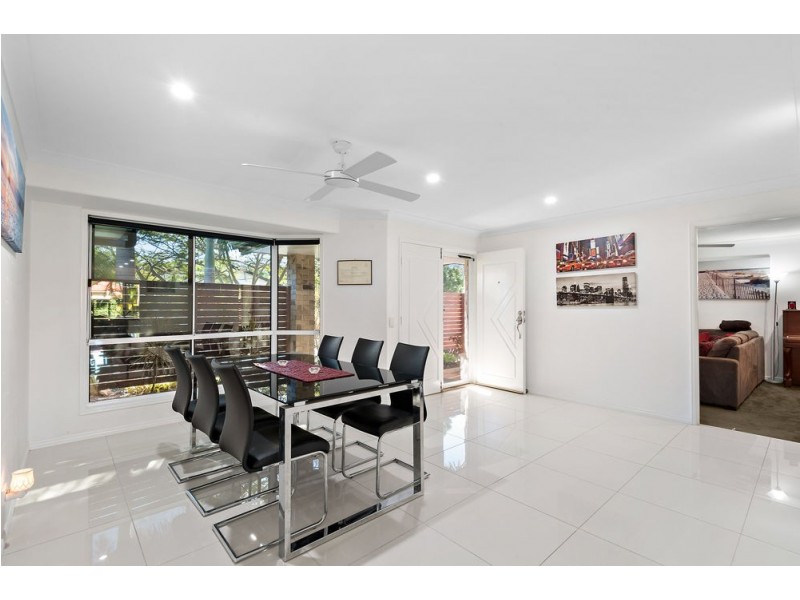 11 Sweetbrush Place, Mountain Creek QLD 4557