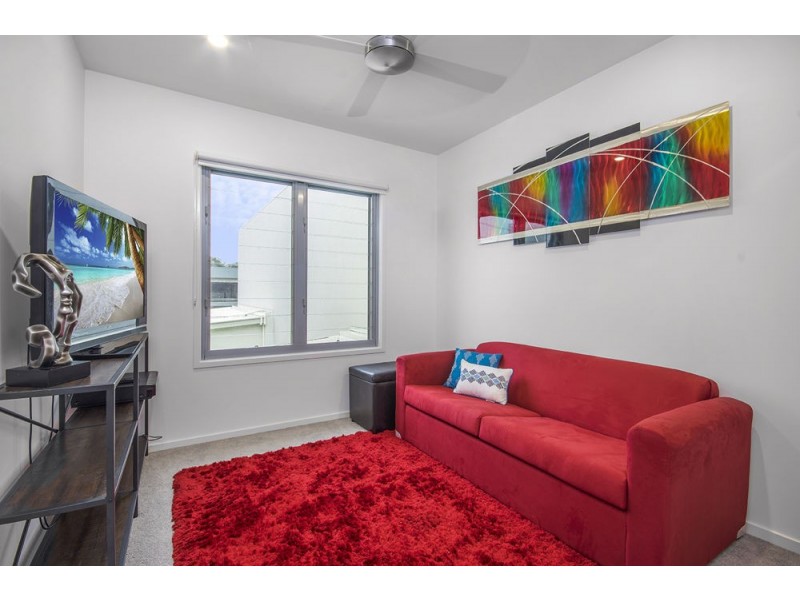 11 Hidden Place, Maroochydore QLD 4558