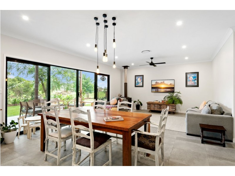 408 Blackall Range Road, West Woombye QLD 4559