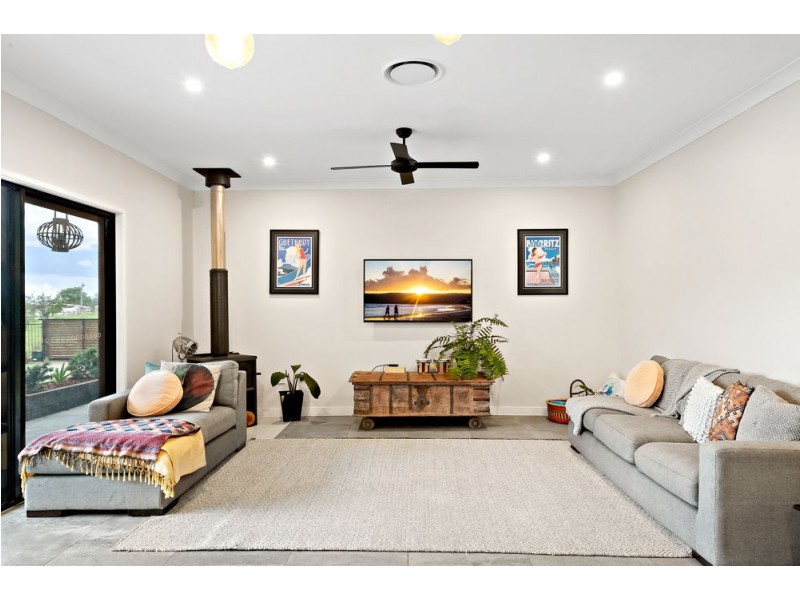 408 Blackall Range Road, West Woombye QLD 4559