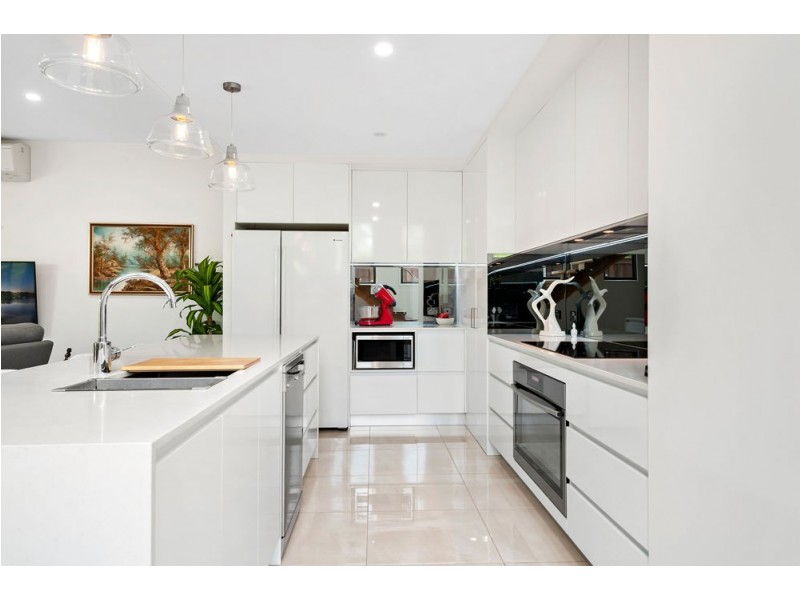 10 Hidden Place, Maroochydore QLD 4558