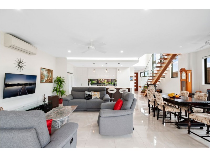 10 Hidden Place, Maroochydore QLD 4558