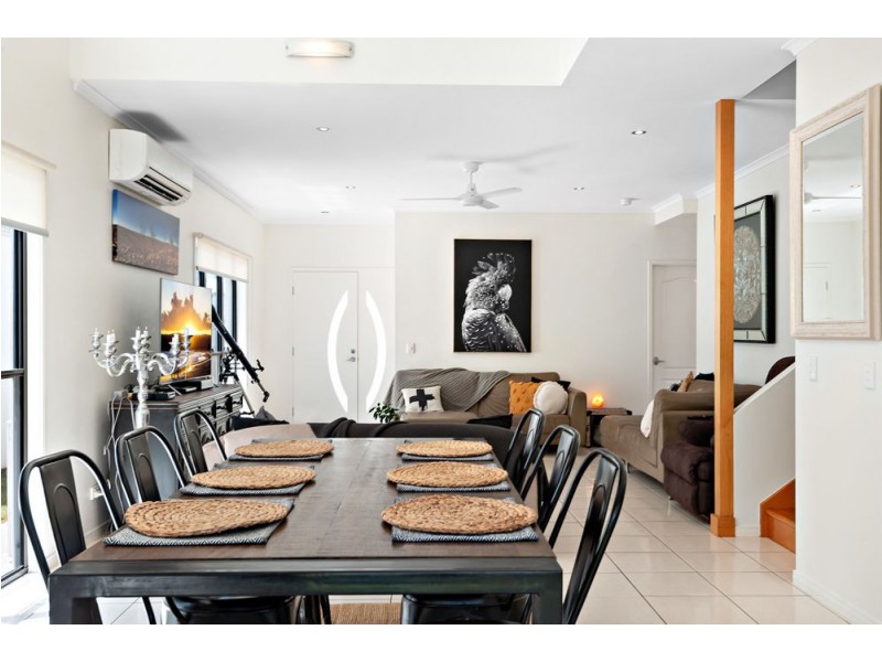 10 Zante Lane, Kawana Island QLD 4575
