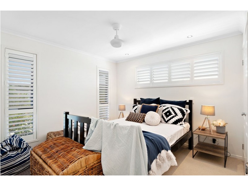 10 Zante Lane, Kawana Island QLD 4575