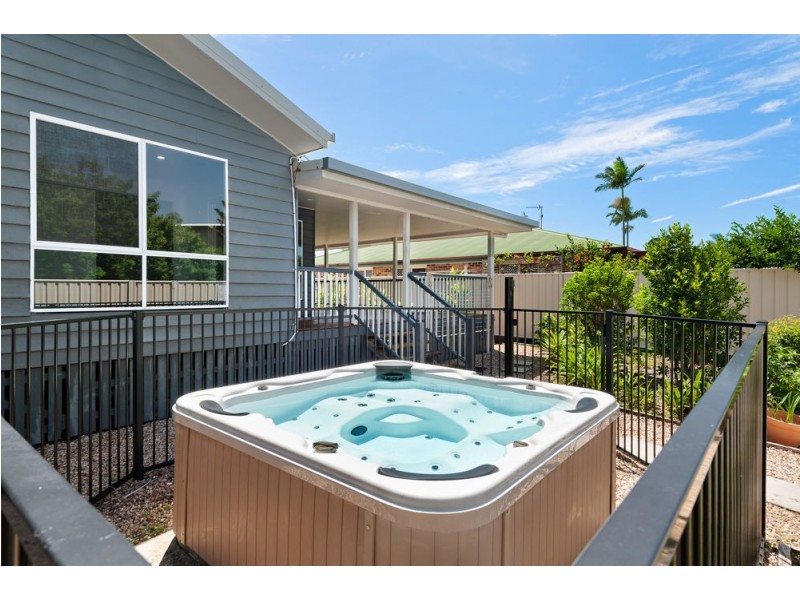 1131 David Low Way, Marcoola QLD 4564