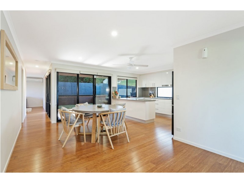 13 Moss Day Place North, Burnside QLD 4560
