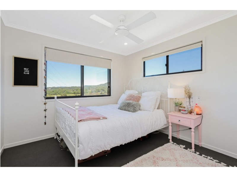 13 Moss Day Place North, Burnside QLD 4560