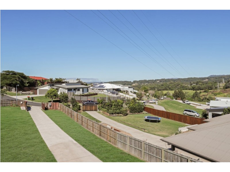 13 Moss Day Place North, Burnside QLD 4560