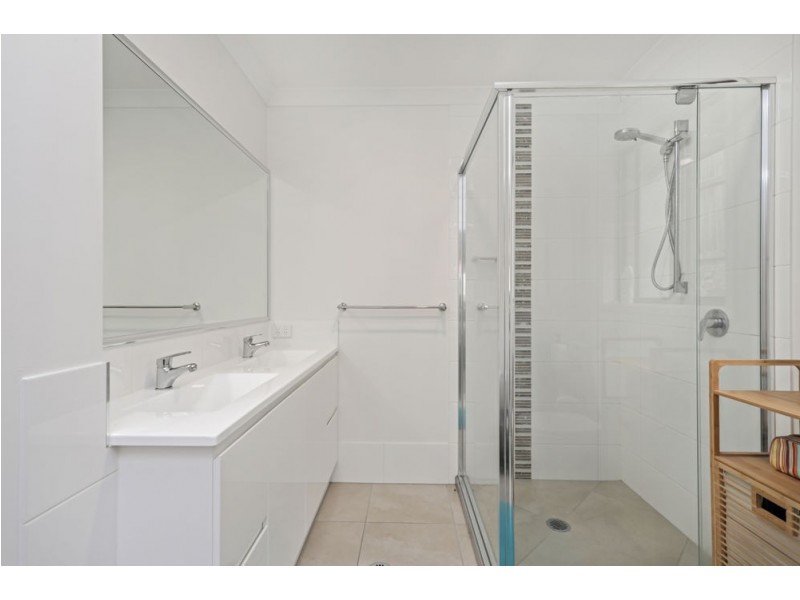 25 Butcherbird Crescent, Bli Bli QLD 4560