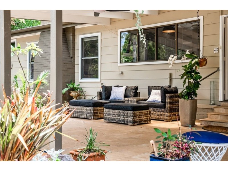 18 Hardings Road, Hunchy QLD 4555