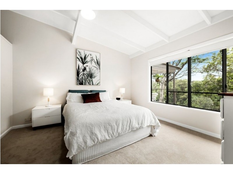 18 Hardings Road, Hunchy QLD 4555