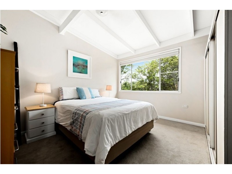 18 Hardings Road, Hunchy QLD 4555