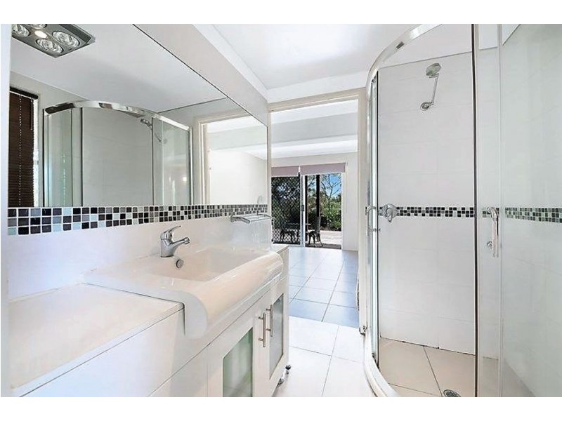 42 Kerrs Lane, Coes Creek QLD 4560